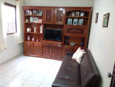 Casa para Venda, em Presidente Prudente, bairro Vila Rosa, 3 dormitrios, 4 banheiros, 1 sute, 2 vagas