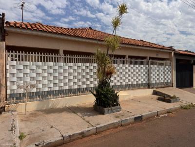 Casa para Locao, em Regente Feij, bairro Vila Jos Antunes, 3 dormitrios, 2 banheiros, 3 vagas